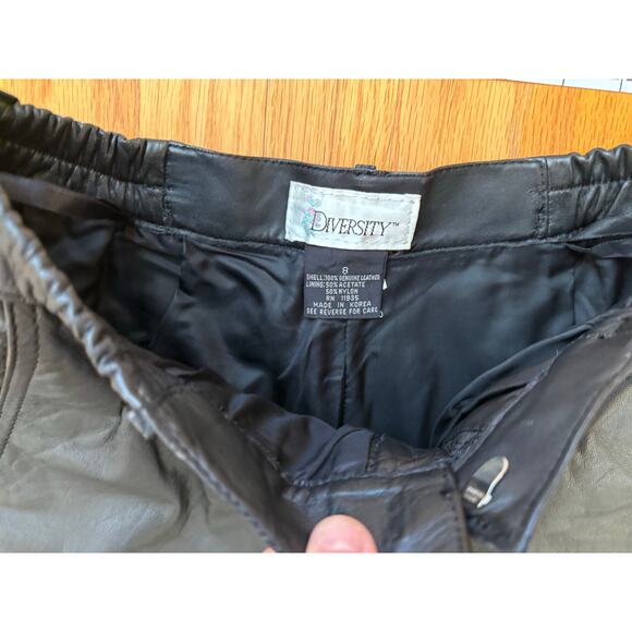Diversity vintage leather pant size 8 Black Pleated 100% genuine leather pants - Picture 4 of 12